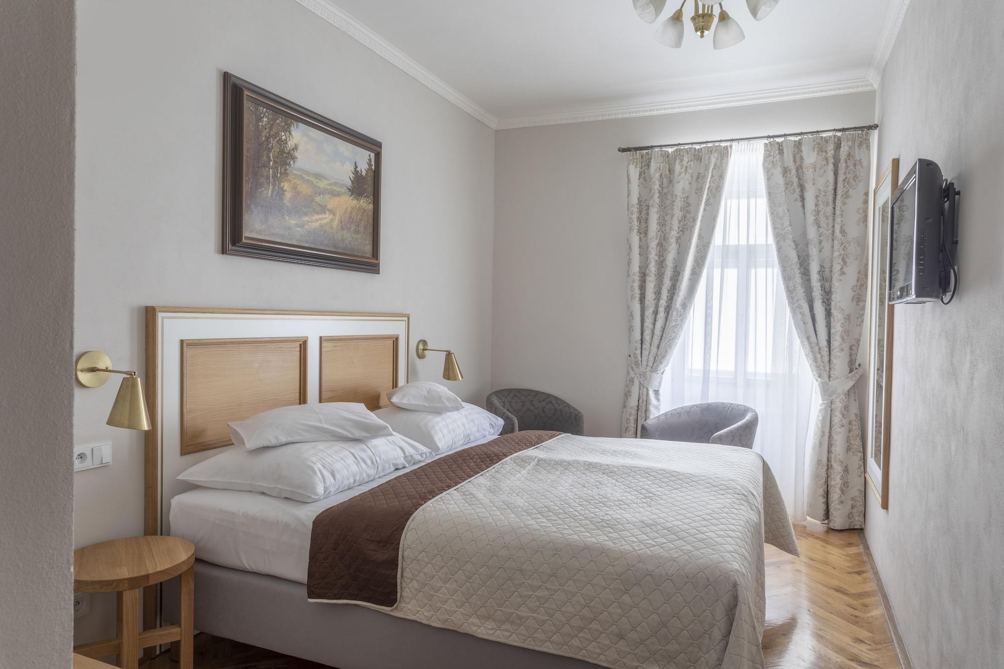 Hotel At The Golden Scissors Πράγα Εξωτερικό φωτογραφία